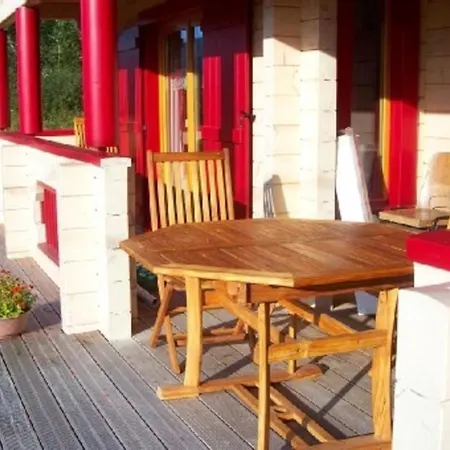 Chalet De 3 Chambres A Cornimont Avec Magnifique Vue Sur La Montagne Jardin Amenage Et Wifi A 5 Km Des Pistes Chalet Cornimont